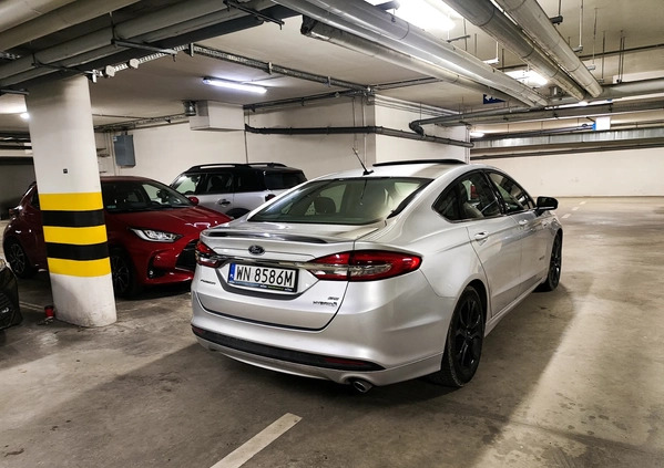 Ford Mondeo cena 48500 przebieg: 220000, rok produkcji 2017 z Warszawa małe 379